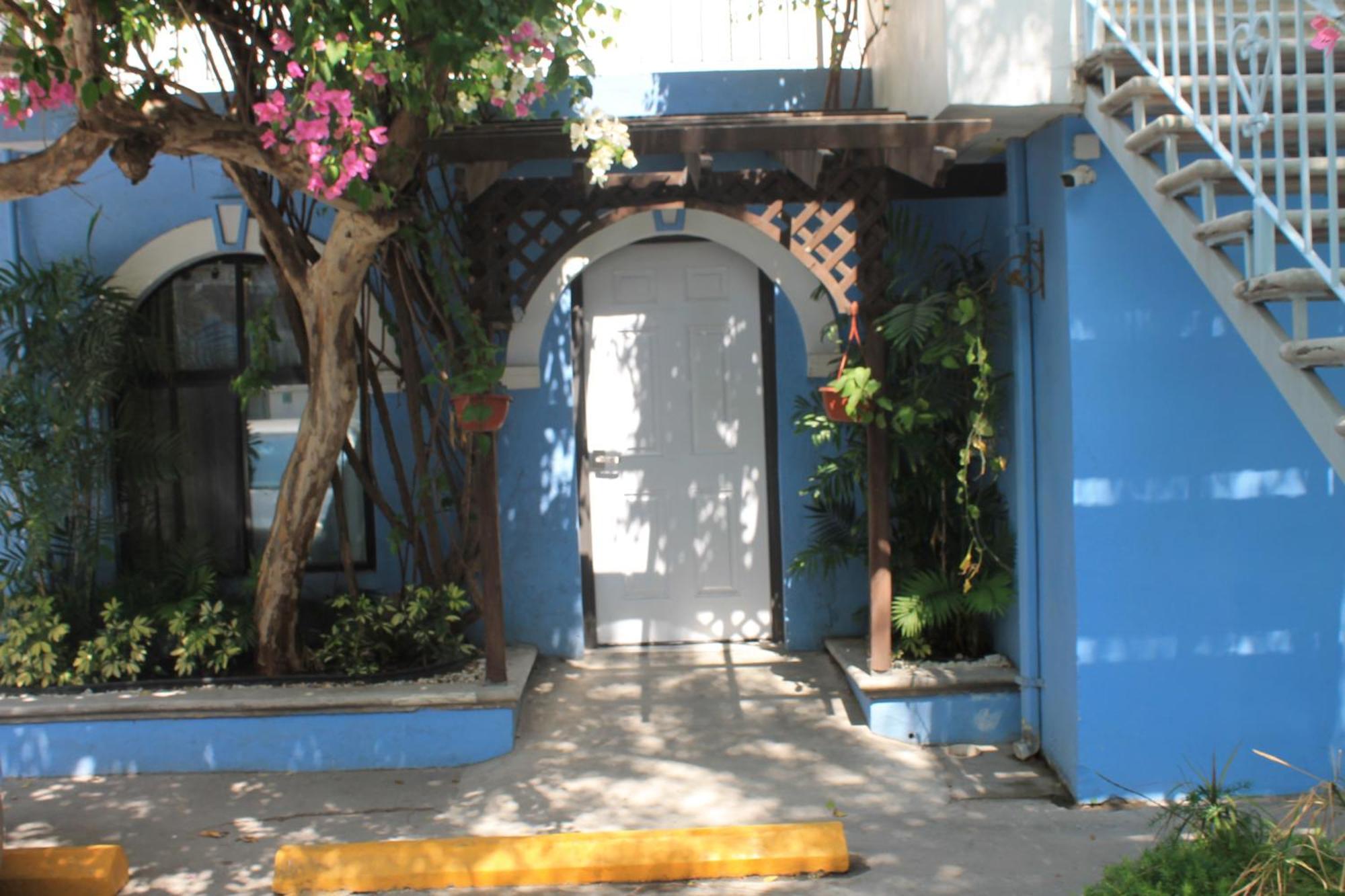 Hotel Hacienda Del Viejo Matamoros  Exteriör bild